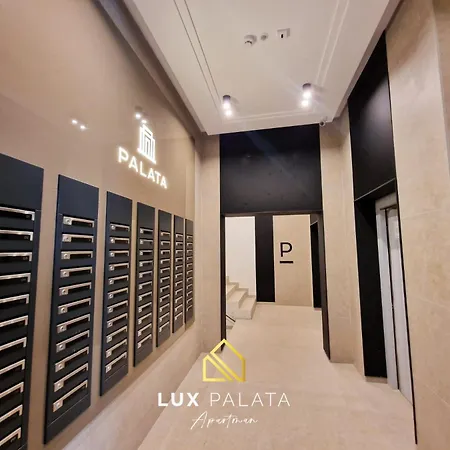 Apartment Lux Palata